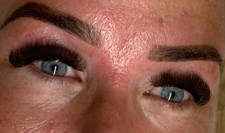Russian Volume Eyelash Extensions